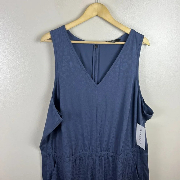Athleta Brooklyn Textured Jumpsuit Size 24 Medieval Violet Leopard Athleisure - Picture 7 of 15